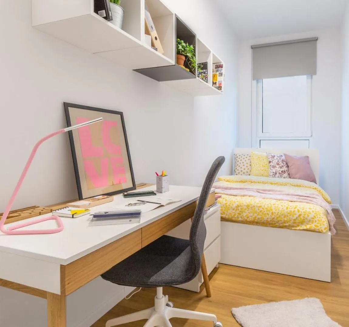 Studios And Shared Rooms At Livinnx كراكوفيا 0*,  بولندا