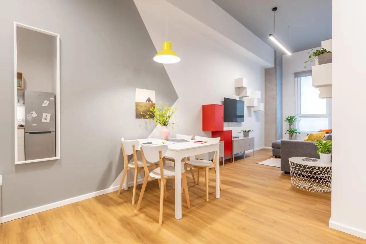 Apartment Studios And Shared Rooms At Livinnx Krakow