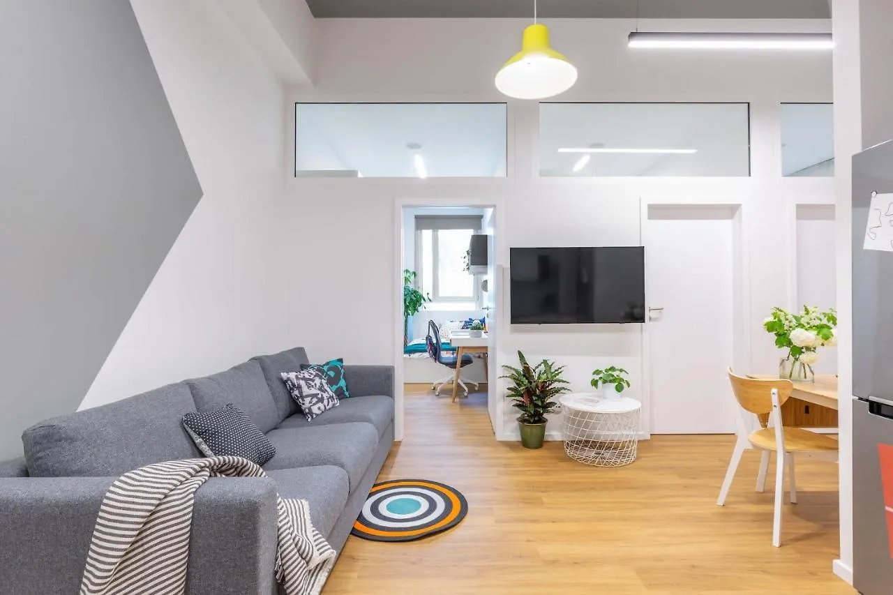 Studios And Shared Rooms At Livinnx Krakow Poland