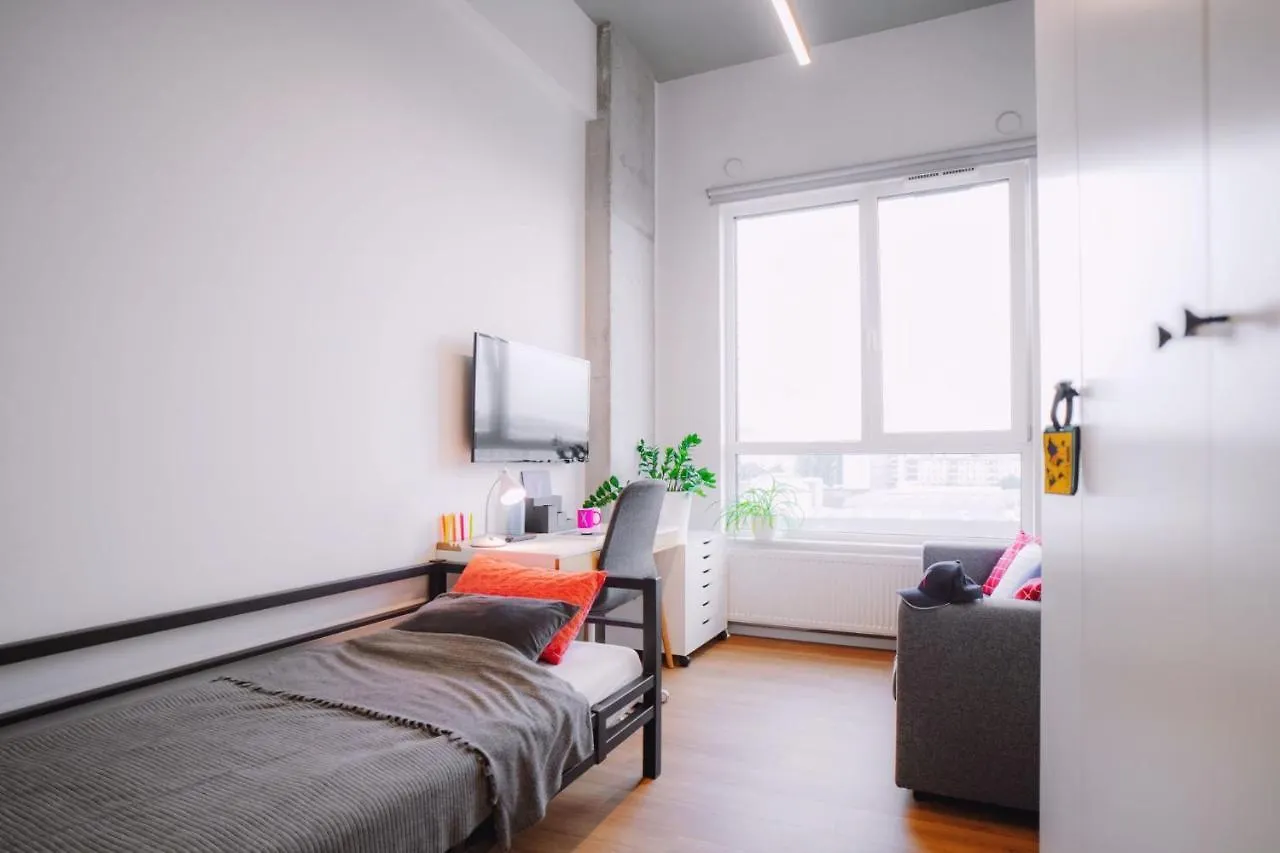 Apartment Studios And Shared Rooms At Livinnx Krakow