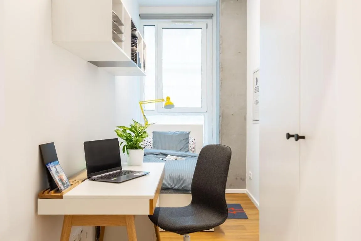 Studios And Shared Rooms At Livinnx Krakow 0*,  Poland
